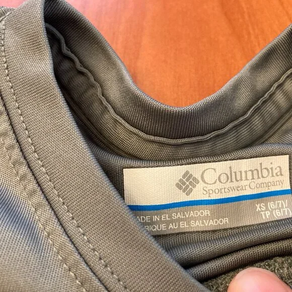 Columbia Sunguard Rashguard with SPF 50  & moisture wick t shirt sz XS 6/7 Set - Picture 9 of 13